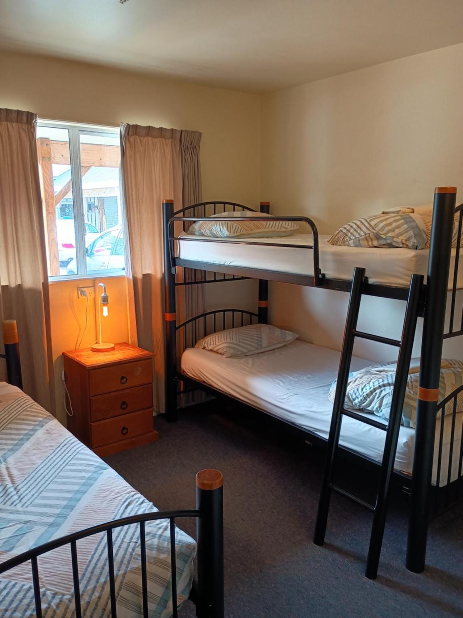Howards Mountain Lodge National Park Bagian luar foto